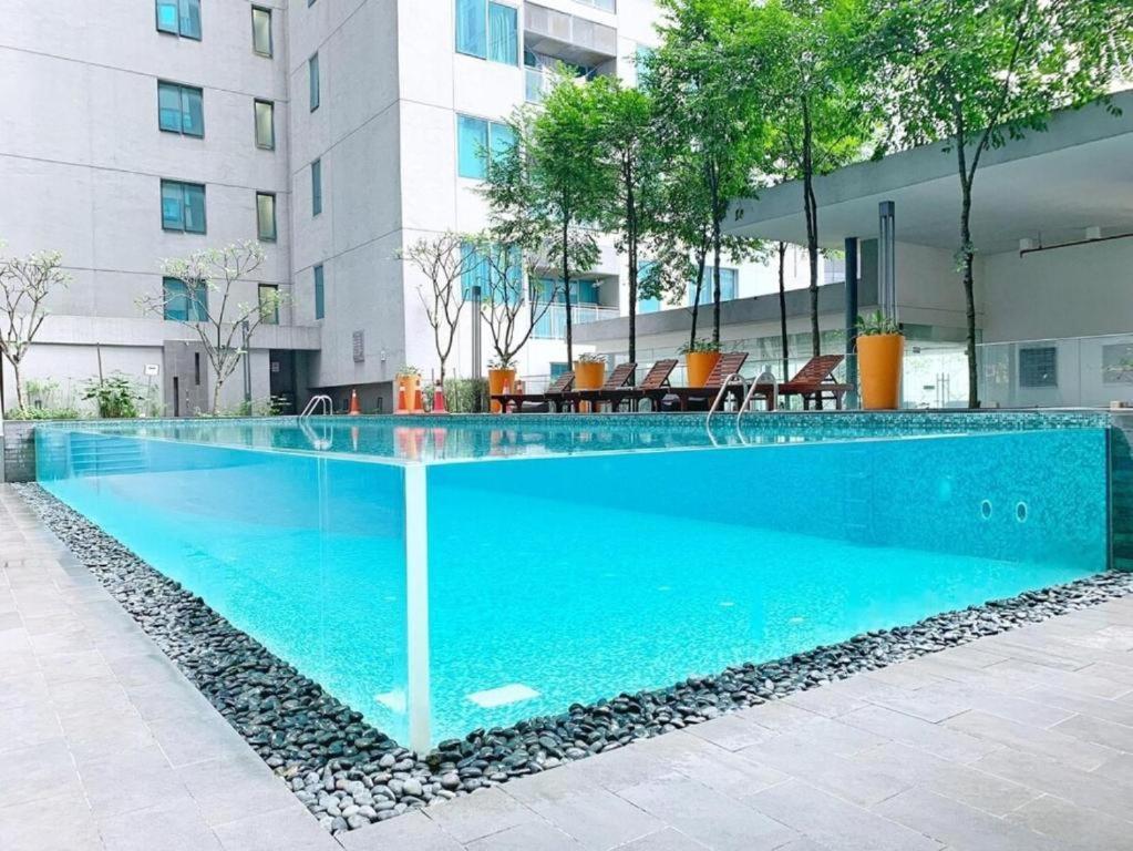 Aparthotel Twin Towers - 7mins Walking To Klcc *
